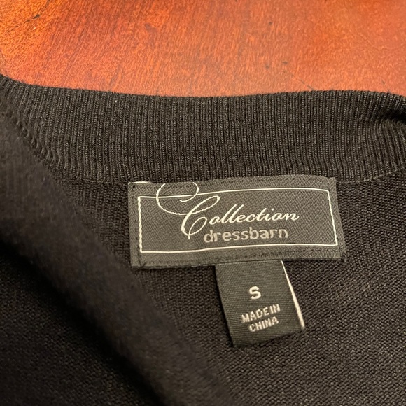 Elegant Stunning Pearl Beaded cardigan - Picture 8 of 10